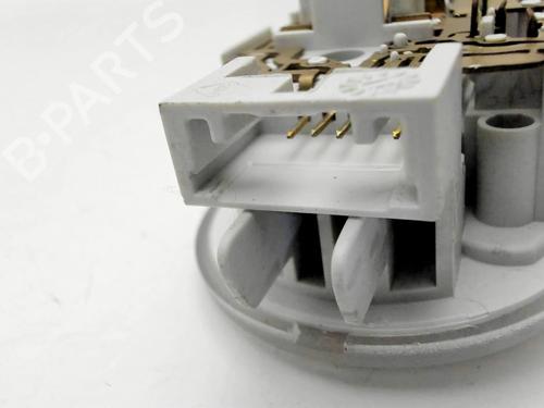 interior-roof-light-nissan-juke-f15-2010-2011-2012-2013-2014-2015-2016-2017-2018-2019-25444915 main image