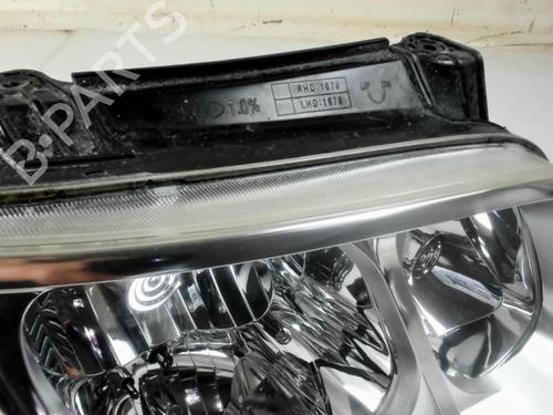 Right headlight HYUNDAI MATRIX (FC) 1.5 CRDi VGT | BP26532233C29 