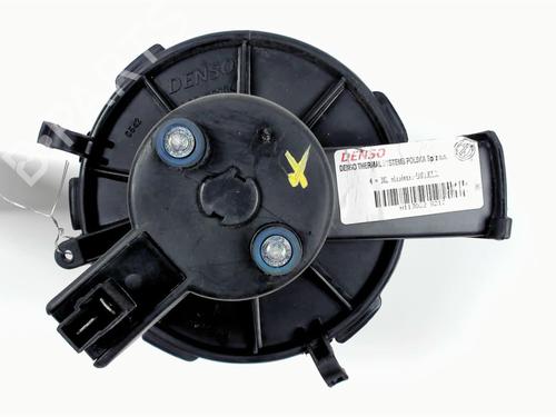 Used Heater blower motor FIAT 500 (312_) 1.2 (312AXA1A) (69 hp) 21236162