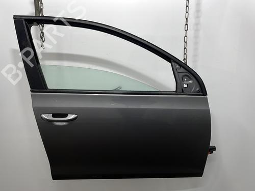 Used Right front door VW GOLF VI (5K1) 2.0 TDI (110 hp) 22564213