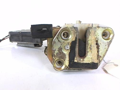 Vergrendeling rechts achter MAZDA 626 III Hatchback (GD) 1.8 (GD8P) (88 hp) 21235229