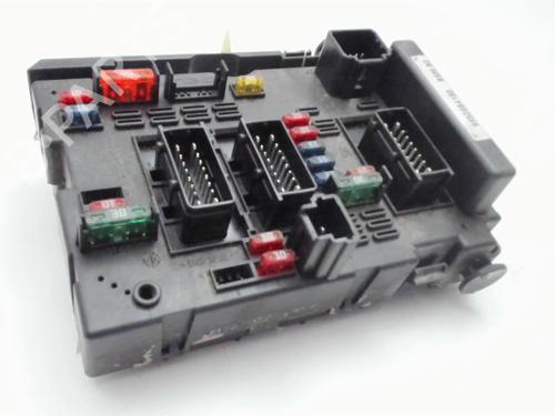 Used Fuse box Fuse box PEUGEOT 206 Hatchback (2A/C) 1.1 i (60 hp) 20396718 20396718