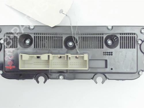 Used Climate control VW GOLF V (1K1) 1.9 TDI (105 hp) 21237147