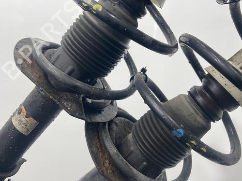 Used Left front shock absorber Left front shock absorber FIAT PUNTO (188_) 1.2 16V 80 (188.233, .235, .253, .255, .333, .353, .639,... (80 hp) 33725983 33725983