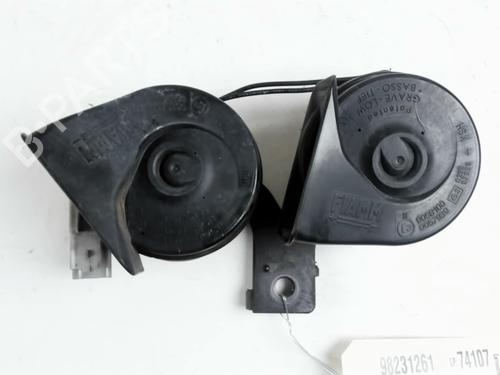 Used Horn Horn RENAULT LAGUNA II Grandtour (KG0/1_) 1.9 dCi (KG0G) (120 hp) 22517184 22517184