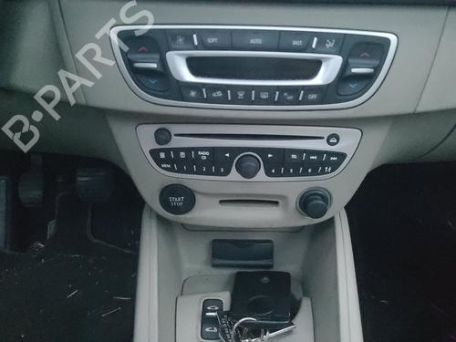 Left headlight RENAULT MEGANE CC (EZ0/1_) 1.9 dCi (EZ0J, EZ1S) | BP38256383C28 - Image 14