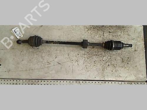 Drivaksel fortil Højre TOYOTA YARIS (_P1_) 1.4 D-4D (NLP10_, NLP10R) (75 hp) 20435367