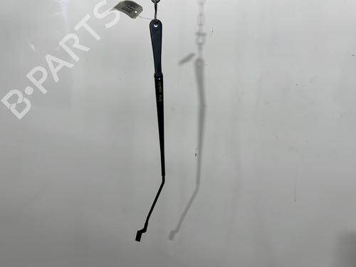 Used Front windshield wiper arm RENAULT CLIO V (B7_) 1.0 TCe 90 (B7MT) (91 hp) 32766592