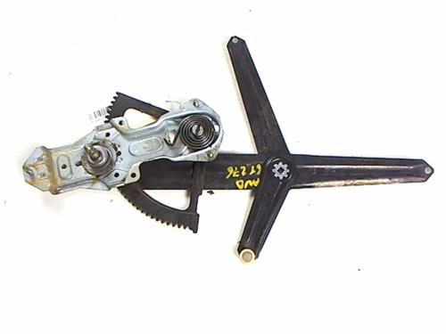 Used Front right window mechanism Front right window mechanism PEUGEOT 205 II (20A/C) 1.4 (67 hp) 20426587 20426587