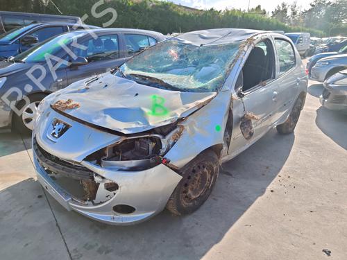 Brugte PEUGEOT 206+ (2L_, 2M_) 1.4 i (73 hp) 4246252
