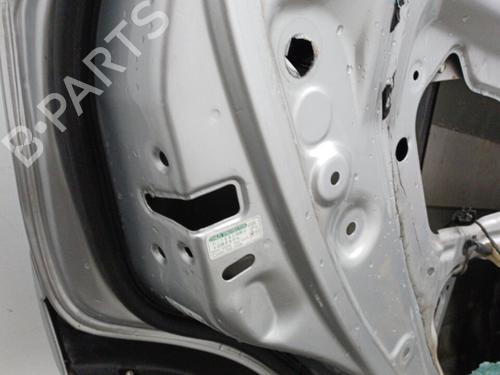 Dør venstre bak TOYOTA RAV 4 II (_A2_) 2.0 D 4WD (CLA20_, CLA21_, CLA20R, CLA21R) (116 hp) 20446355