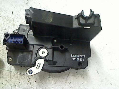 Front right lock NISSAN PRIMASTAR Van (X83) 2.5 dCi 140 | BP20458421C97 