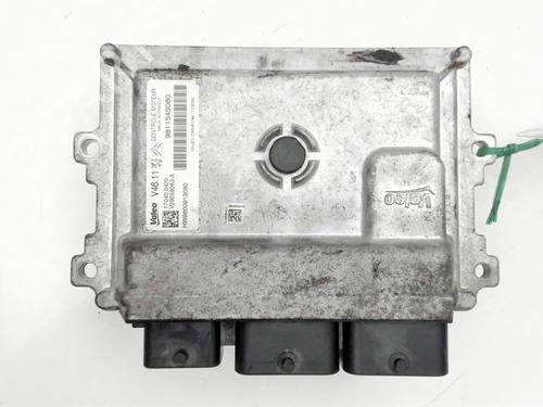Used Engine control unit (ECU) PEUGEOT 208 I (CA_, CC_) 1.2 VTI 82 (82 hp) 28498577