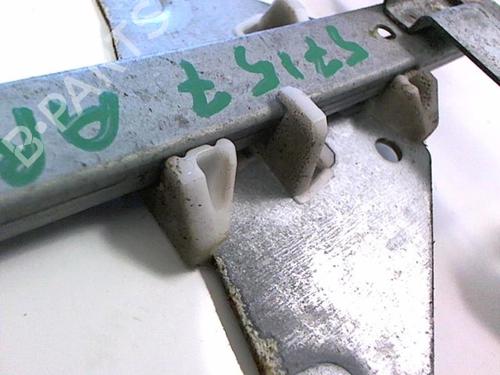 Rear left window mechanism VOLVO V40 Estate (645) 1.9 DI | BP20432579C24 