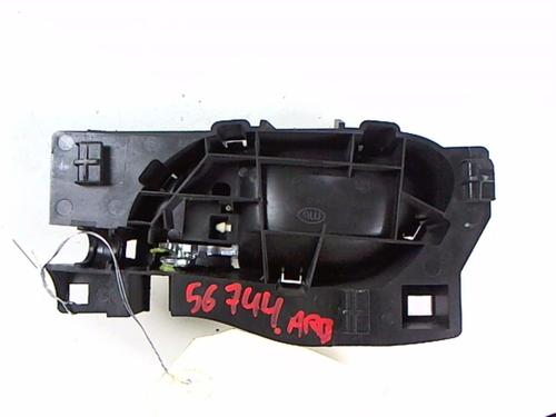 Used Rear right interior door handle Rear right interior door handle CITROËN C4 Picasso II 1.6 HDi / BlueHDi 115 (115 hp) 20449085 20449085