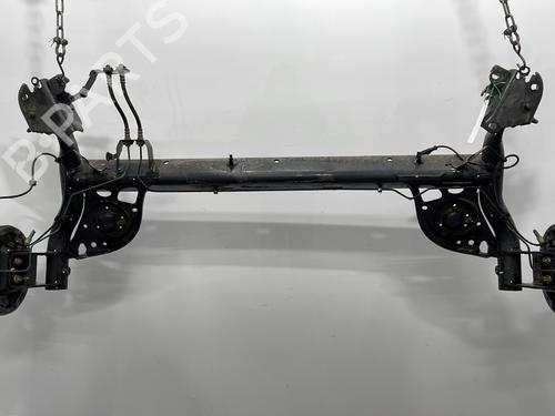 Used Rear axle RENAULT CLIO III (BR0/1, CR0/1) 1.5 dCi (BR17, CR17) (86 hp) 31914460