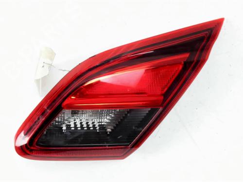 farolim-direito-da-mala-opel-corsa-e-x15-2014-32275809 main image