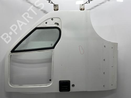 Used Right front door PEUGEOT BOXER Van (244) 2.8 HDi (128 hp) 25404899