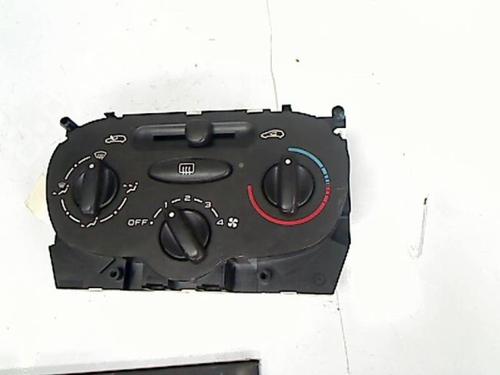 AC Styreenhet / Manøvreringsenhet PEUGEOT 206 Hatchback (2A/C) 1.9 D (69 hp) 21229634