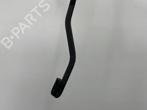 Used Front windshield wiper arm Front windshield wiper arm 20463221 20463221