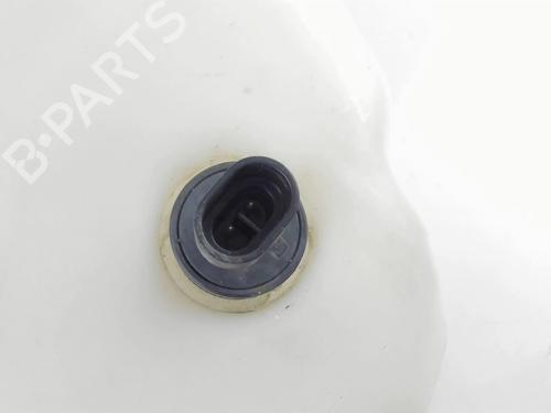Used Windscreen washer tank Windscreen washer tank 20443217 20443217