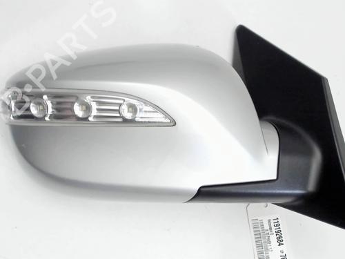 Used Right mirror Right mirror 32013798 32013798