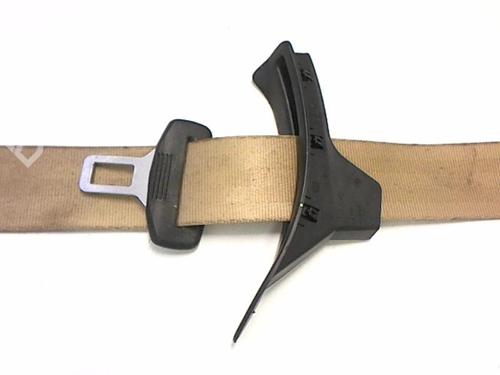 Rear left belt tensioner VW PASSAT B6 (3C2) 2.0 TDI | BP20470436C89 