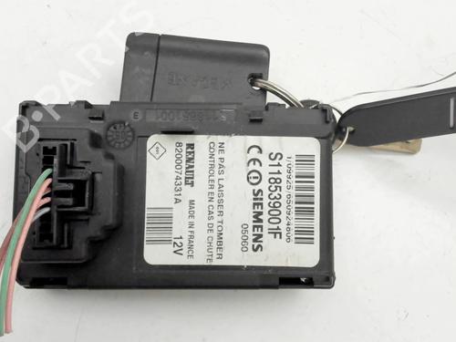 Used Card reader RENAULT MEGANE II (BM0/1_, CM0/1_) 1.9 dCi (BM0G, CM0G) (120 hp) 29625392