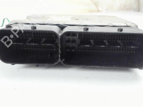 Used Engine control unit (ECU) Engine control unit (ECU) FIAT 500L (351_, 352_) 1.3 D Multijet (199LXY1A, 199LXY11) (84 hp) 30689121 30689121