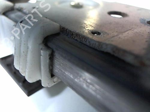 Used Front right window mechanism Front right window mechanism PEUGEOT 106 I (1A, 1C) 1.0 (50 hp) 20411939 20411939