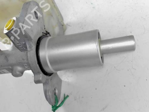 Used Brake master cylinder Brake master cylinder BMW 5 (E60) 525 d (177 hp) 20469718 20469718