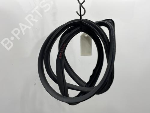 Used Rubber door seal HONDA CIVIC VIII Hatchback (FN, FK) 2.2 CTDi (FK3) (140 hp) 22891563