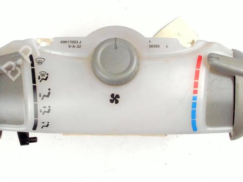 Used Climate control CITROËN C1 (PM_, PN_) 1.0 (68 hp) 21236273