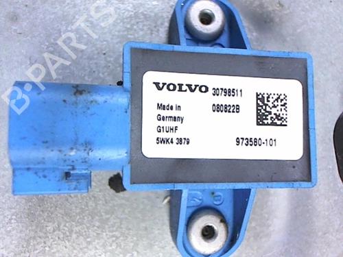 Used Front left window mechanism Front left window mechanism VOLVO C30 (533) 1.6 D (109 hp) 20444749 20444749