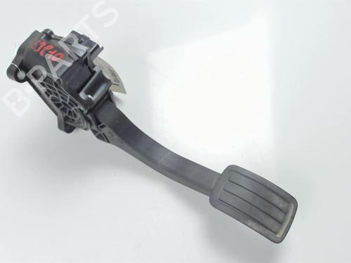 Used Electronic module PEUGEOT 308 SW II (LC_, LJ_, LR_, LX_, L4_) 1.6 BlueHDi 120 (120 hp) 21238070