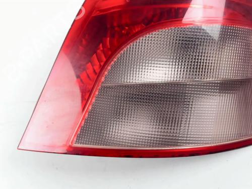 Right taillight TOYOTA YARIS (_P9_) 1.3 VVT-i (SCP90_, SCP90R) | BP32373625C35