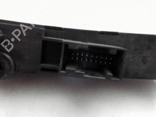 Used Warning switch Warning switch FIAT 500L (351_, 352_) 1.3 D Multijet (199LXY1A, 199LXY11) (84 hp) 39760357 39760357