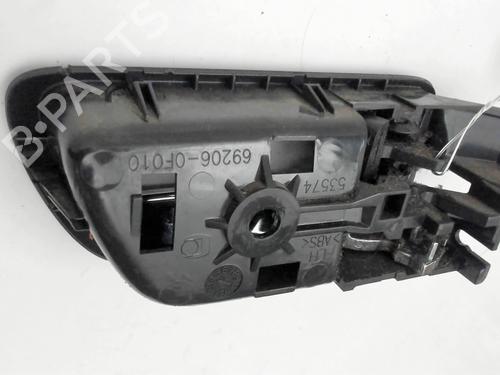 Front left interior door handle TOYOTA COROLLA Verso (ZER_, ZZE12_, R1_) 2.2 D-4D (AUR10_, AUR10R) | BP26666601I13