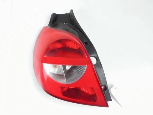 Feu arrière gauche RENAULT CLIO III (BR0/1, CR0/1) 1.5 dCi (BR17, CR17) (86 hp) 31871709