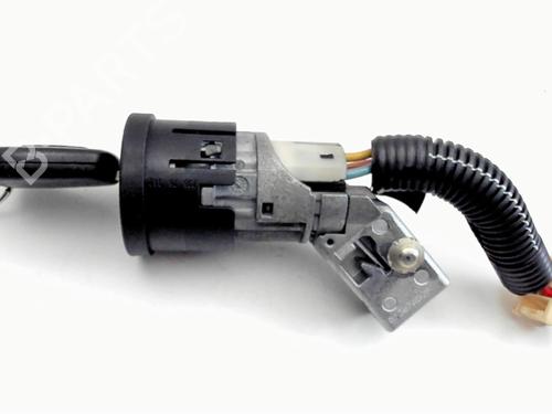 Used Ignition barrel PEUGEOT 107 (PM_, PN_) 1.0 (68 hp) 30912859