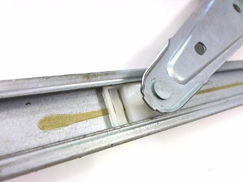 Used Front left window mechanism Front left window mechanism RENAULT MEGANE III Coupe (DZ0/1_) 1.5 dCi (DZ09, DZ0D, DZ1F, DZ1G, DZ14, DZ29) (110 hp) 20436557 20436557