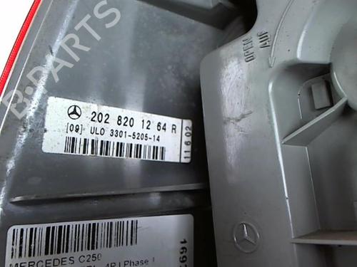 Used Right taillight Right taillight MERCEDES-BENZ C-CLASS (W202) C 250 D (202.125) (113 hp) 20478172 20478172