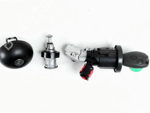 Clé de contact RENAULT TWINGO II (CN0_) 1.2 16V (CN04, CN0B) (75 hp) 31355235