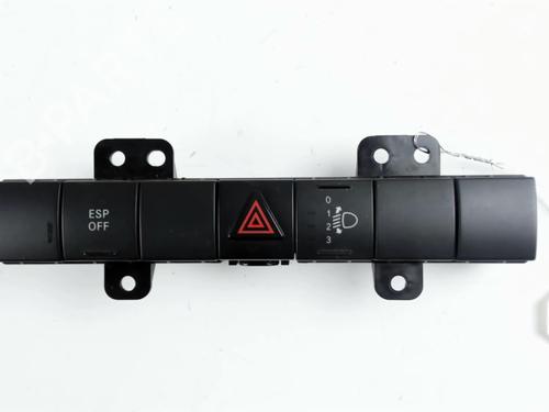 Used Warning switch DODGE JOURNEY 2.0 CRD (140 hp) 23779860