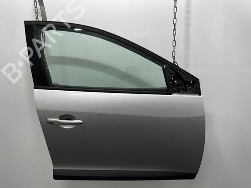 Used Right front door RENAULT MEGANE III Hatchback (BZ0/1_, B3_) 1.5 dCi (106 hp) 21549112