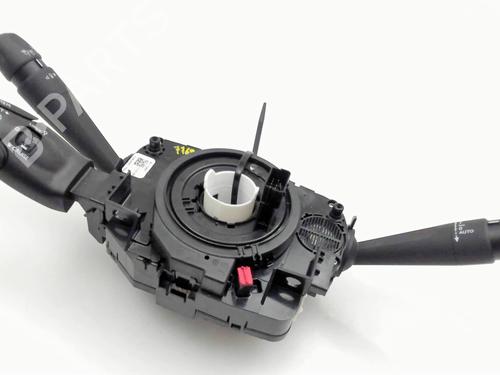 Steering column stalk PEUGEOT 208 II (UB_, UP_, UW_, UJ_) 1.5 BlueHDI 100 | BP29513967I23 