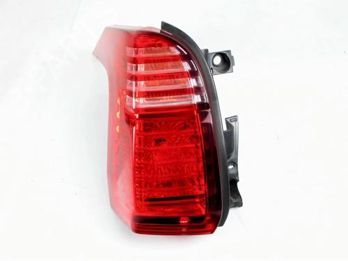 Venstre baglygte PEUGEOT 5008 (0U_, 0E_) 1.6 HDi (110 hp) 32509083