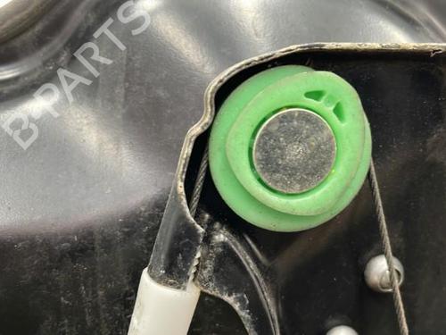 Used Front right window mechanism Front right window mechanism VW PASSAT B6 (3C2) 1.9 TDI (105 hp) 21240742 21240742