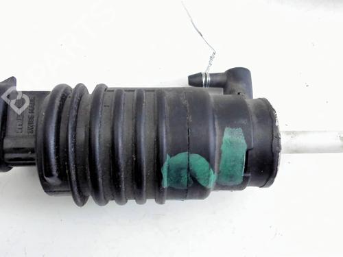 Sprinklervæskepumpe RENAULT CLIO I (B/C57_, 5/357_) 1.2 (B/C/S572) (60 hp) 32018566