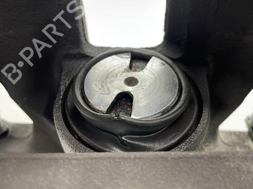 Used Right rear brake caliper Right rear brake caliper VW CRAFTER Van (SY_, SX_) 2.0 TDI FWD (SYB, SYC, SYD) (177 hp) 32305912 32305912
